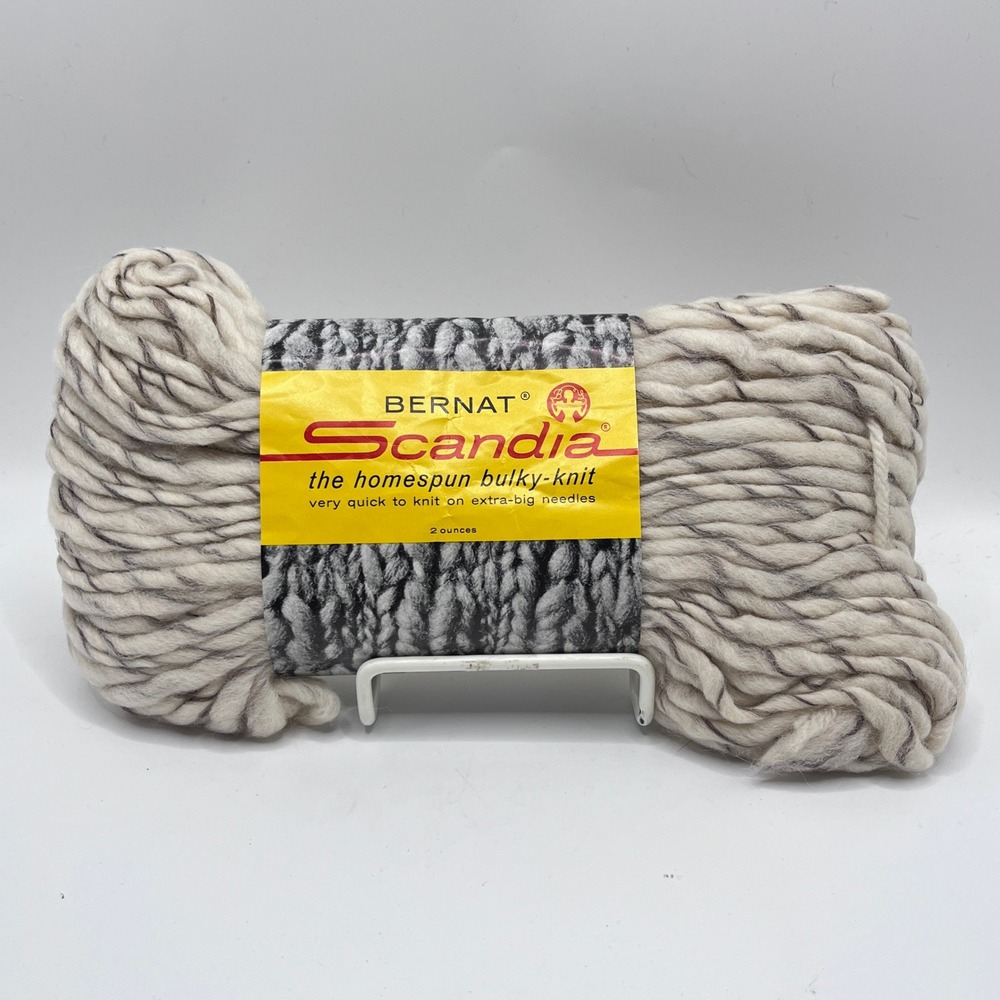 Bernat Scandia Bulky Knit Yarn 100% Virgin Wool Parchment 6042 Vintage 2oz Skein